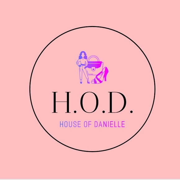 Meet your Posher, Danielle - Picture 1 of 1